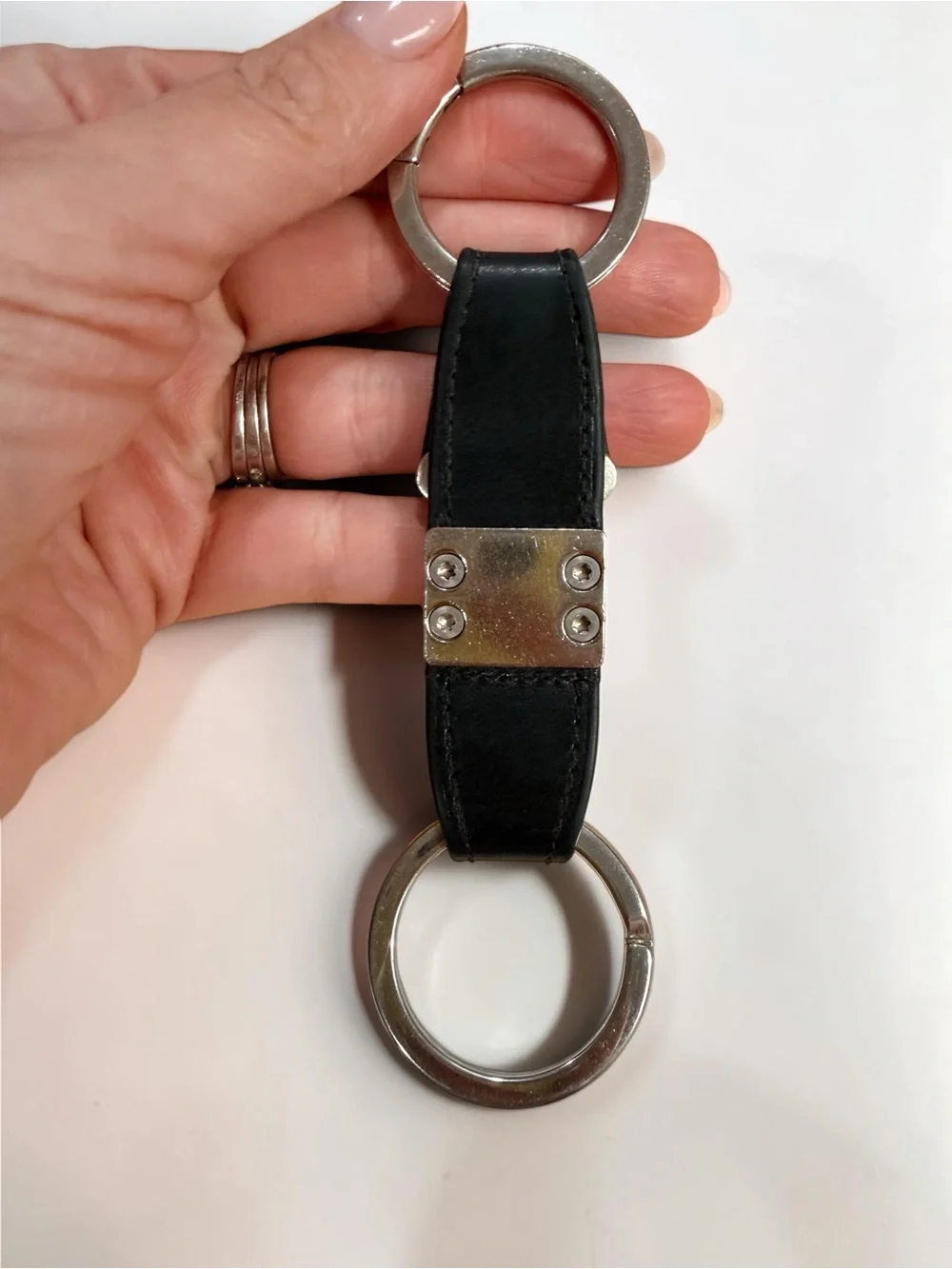 Louis Vuitton Silver Toned Valet Keychain + Dust Bag & Box - PreLOVED